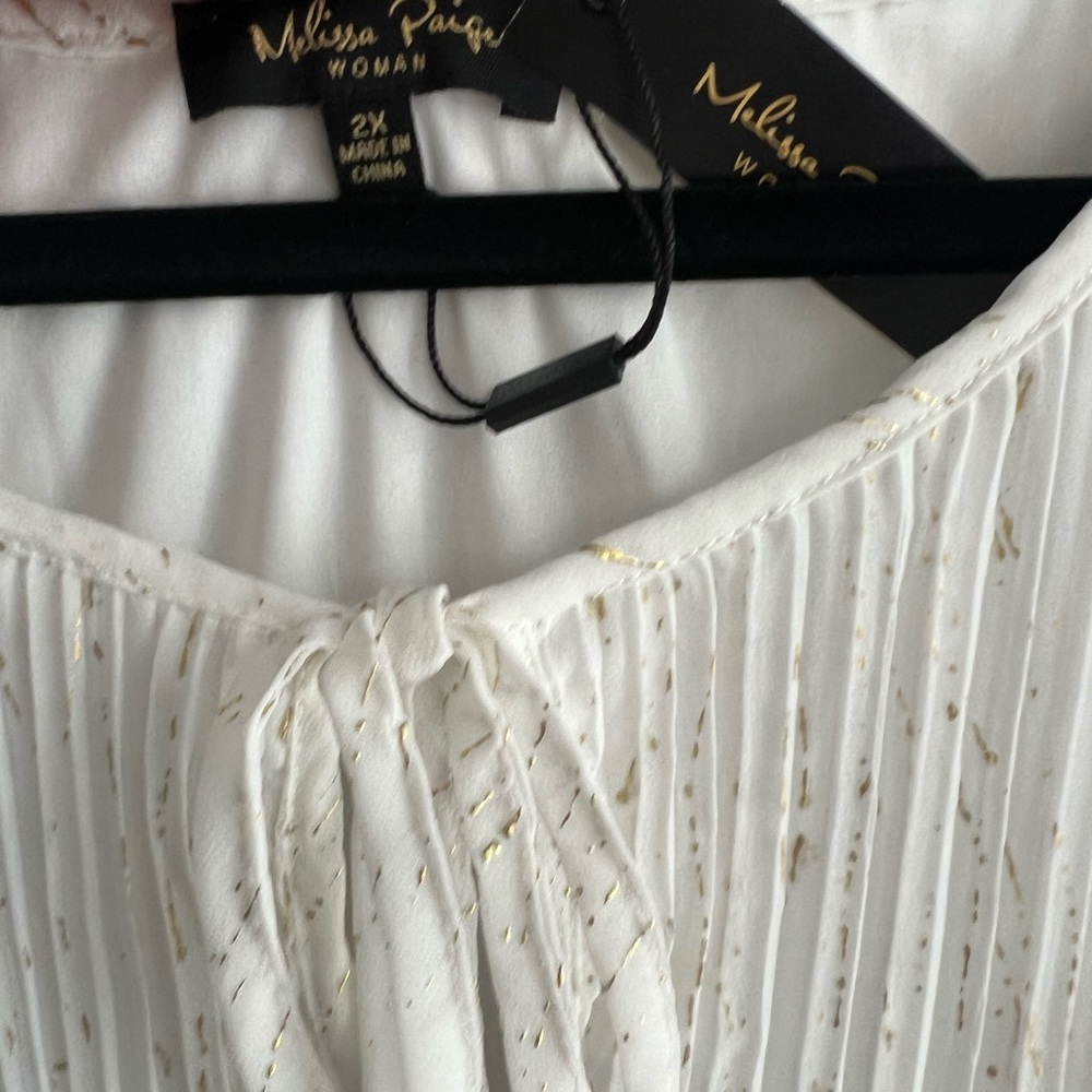 Blouse Melissa Paige white and gold blouse size 2X New with gold color tassels - Picture 4 of 10